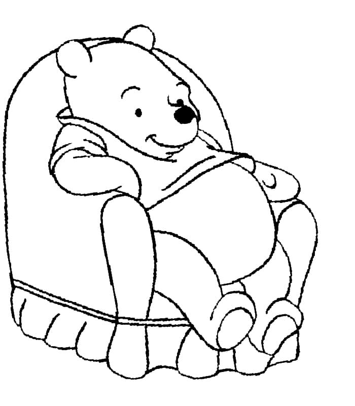 의자에 앉은 곰돌이 푸